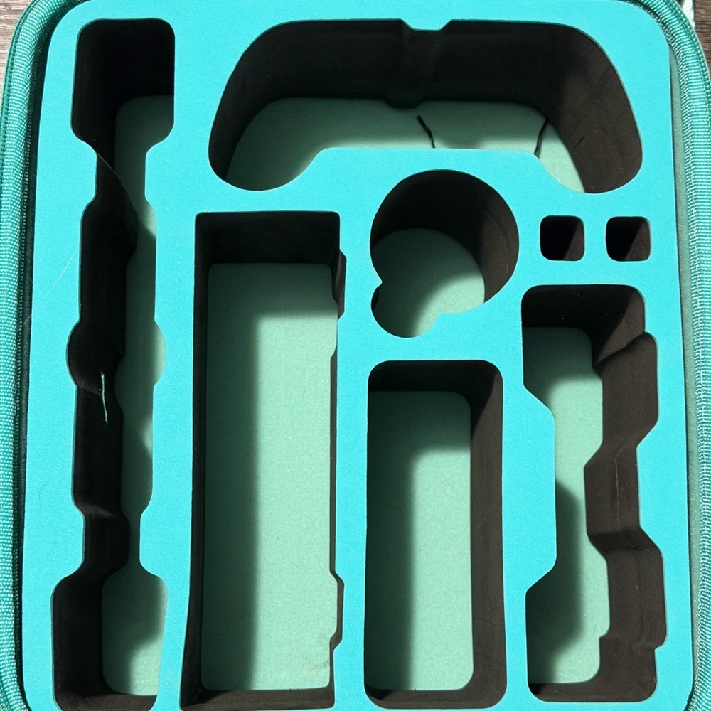 Animal Crossing Style Travel Case for Nintendo Switch 1/OLED and accessories - Picture 3 of 9